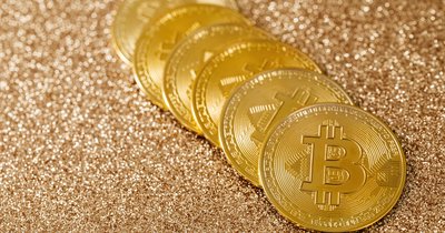 Bitcoin vs złoto - które aktywo lepiej chroni przed inflacją